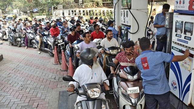 karnataka-petrol-diesel-price-hike-rs-3-per-litre-bengaluru-petrol-price-today-sales-tax-petroleum-dealers-association